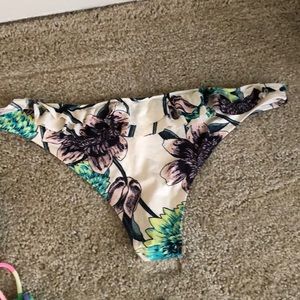 Floral cheeky swim bottoms